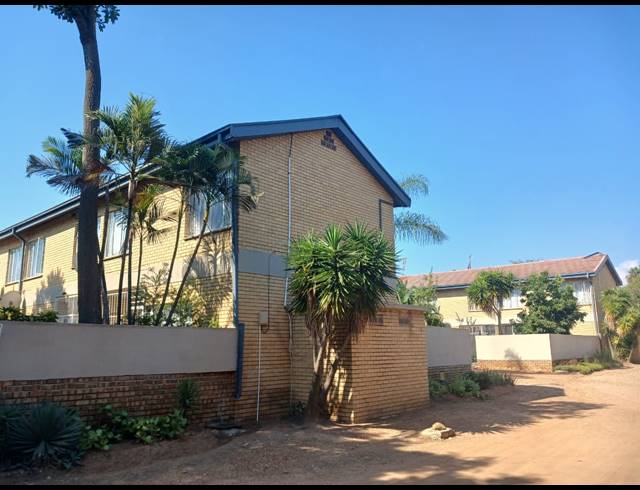 2 BEDROOM APARTMENT FOR SALE IN ANNADALE